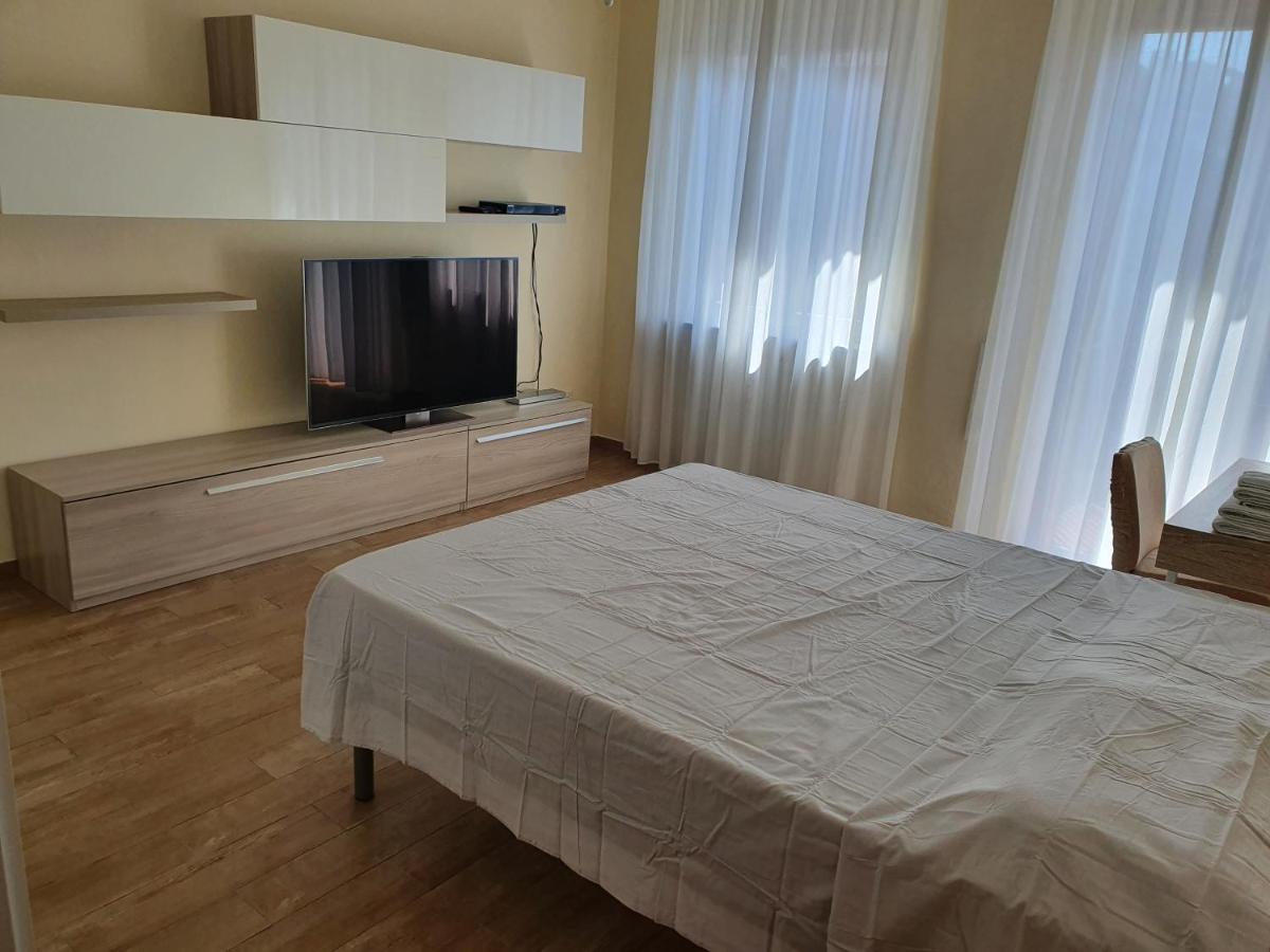 De Candia House Apartment Rescaldina Luaran gambar